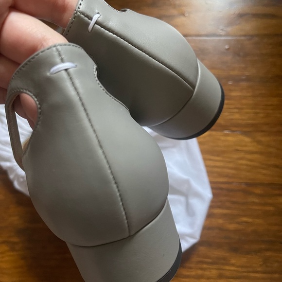 Unworn Maison Margiela Tabi D’Orsay Pumps - Picture 3 of 5